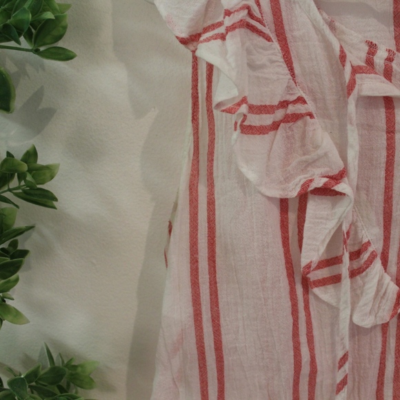 Universal Thread Striped Ruffle Tank - Picture 3 of 5